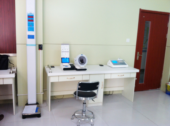 我公司技术人员赴兖州进行公共卫生一体机安装调试 我公司技术人员赴兖州进行公共卫生一体机安装调试